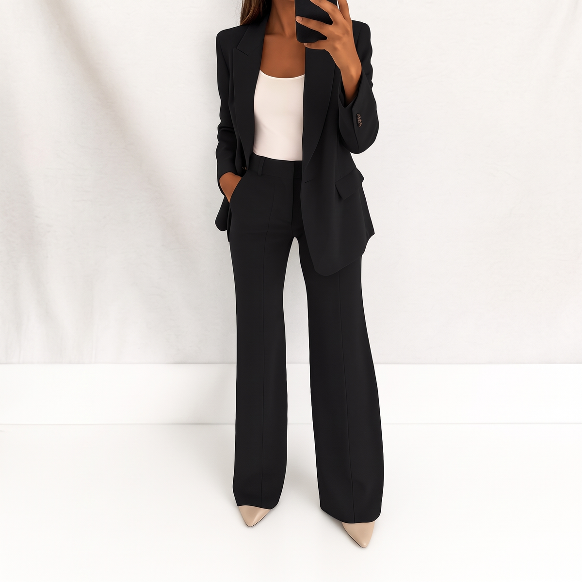 Paola Elegant Tailored Suit