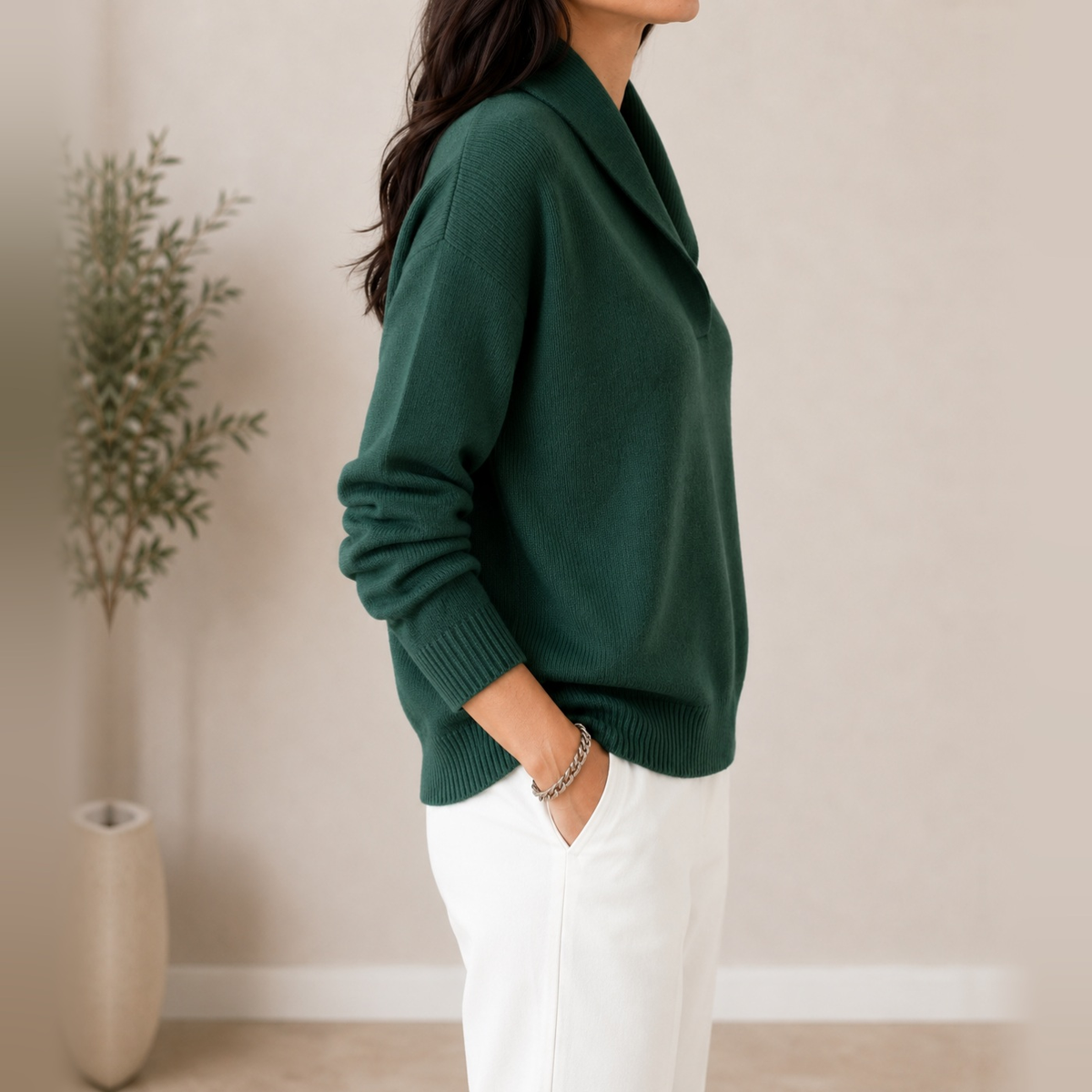 Noelle jumper in green, side view
