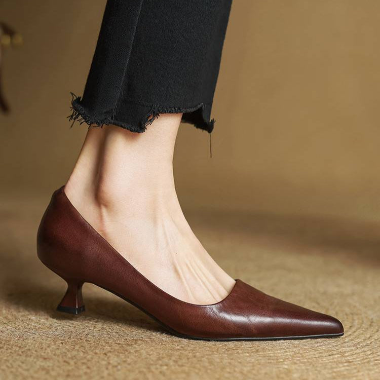 Mirella | Pointed Kitten Heel Court Shoes