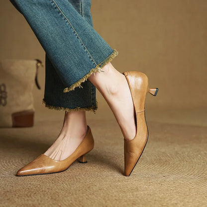 Mirella | Pointed Kitten Heel Court Shoes