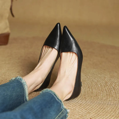 Mirella | Pointed Kitten Heel Court Shoes