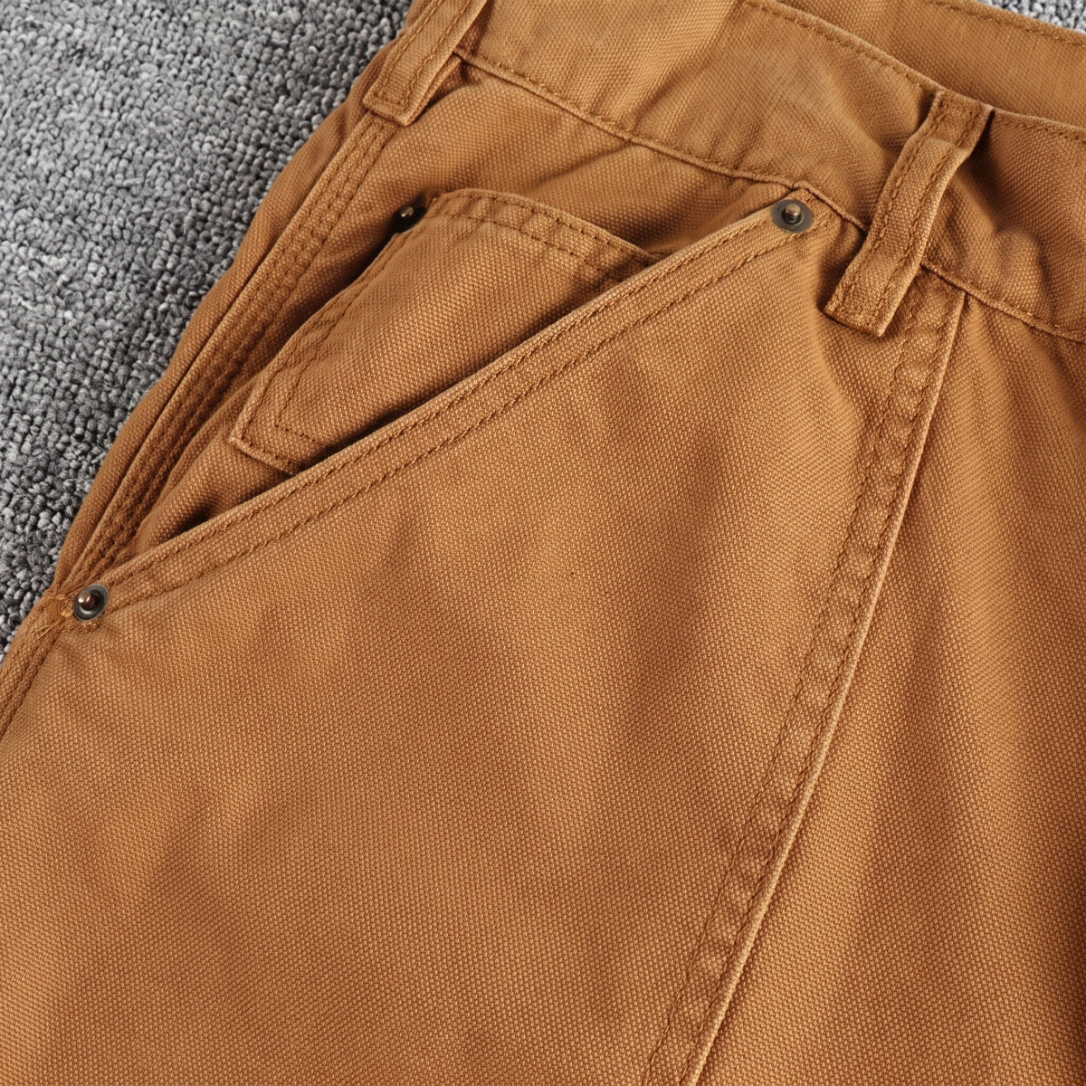 Brennan Trousers front pocket with rivets