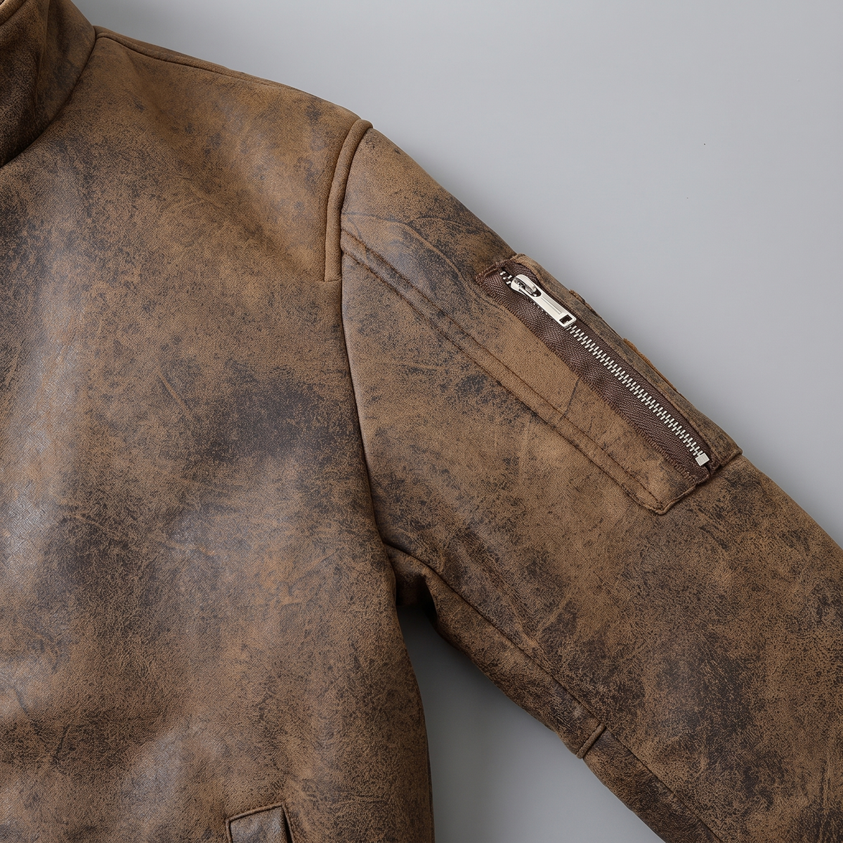 Heirloom Shearling Jacket - shoulder detail