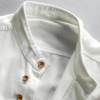 Kanata band collar shirt in White - stand collar close-up