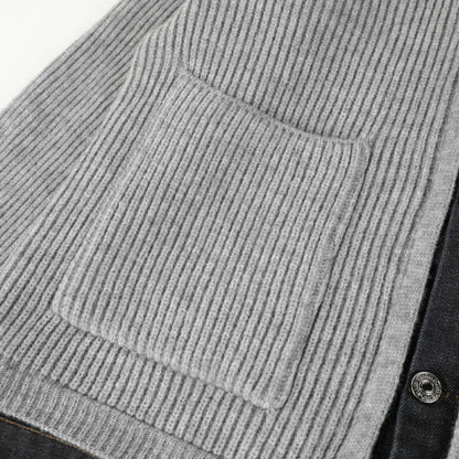 Front patch pocket and ribbed knit texture